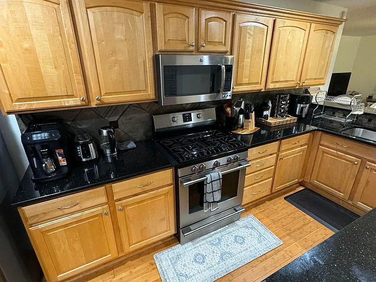 268 Dayton Ave SE — Photo 7