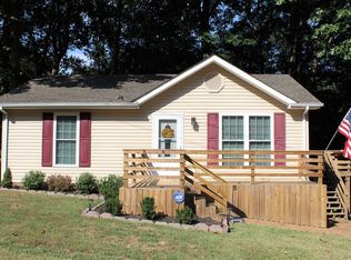 1045 Hollis Ln, White House, TN 37188