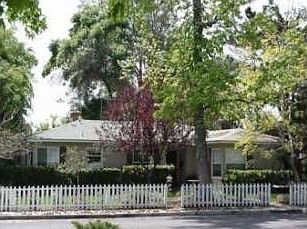 1st image of 204 Creighton Cir