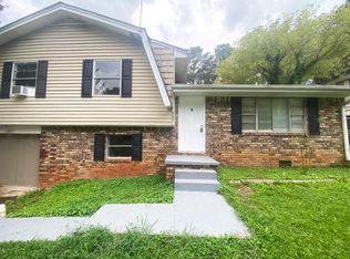 969 King James Dr, Morrow, GA 30260