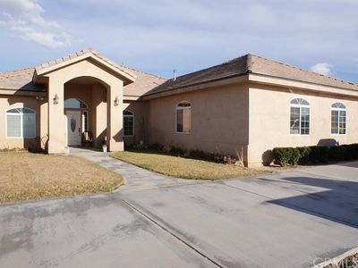 9474 Tesuque Rd, Apple Valley, CA, 92308