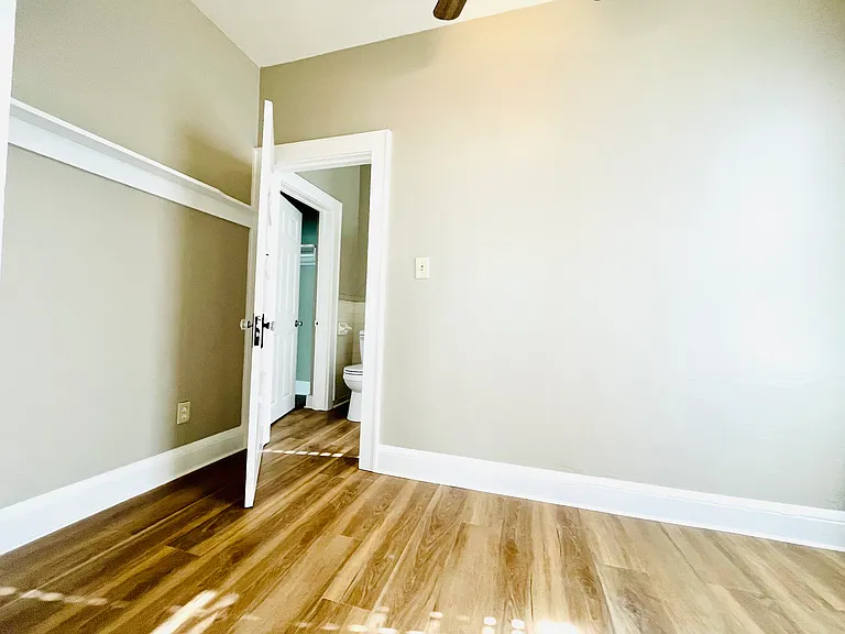311 S Grandview Ave #4 — Photo 7