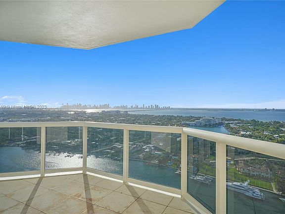 2nd image of 4779 Collins Ave APT 3305