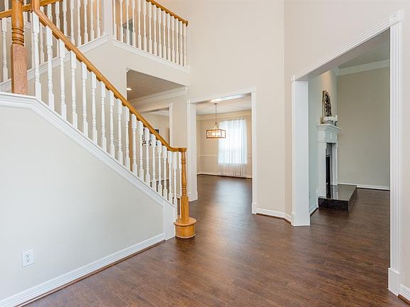 4th image of 5407 Chapel Brook Dr