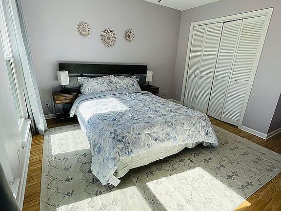 4th image of 802 Lake Terrace Dr