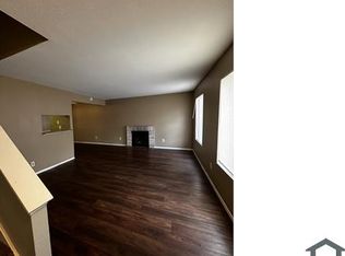 12523 Ashford Meadow Dr APT A, Houston, TX 77082