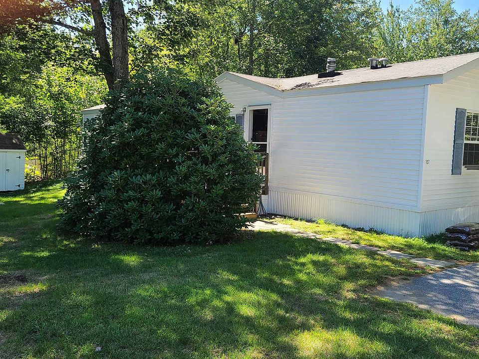 1st image of 127 Colonial Vlg
