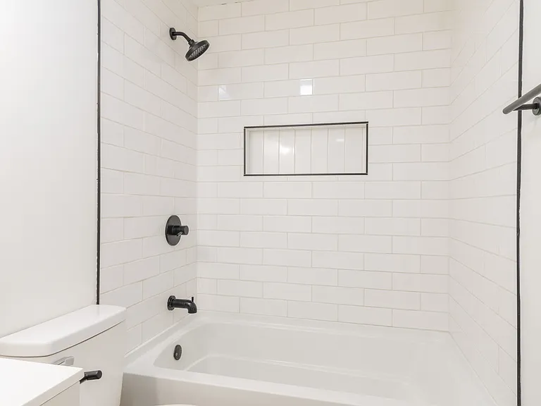 929 Cantwell St — Photo 14
