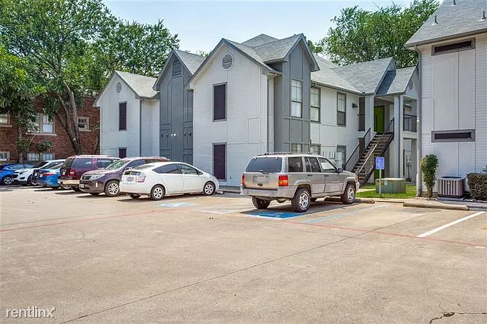 Building Photo - 1005 N Austin St #7