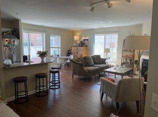 2700 Clarendon Blvd APT E224, Arlington, VA 22201