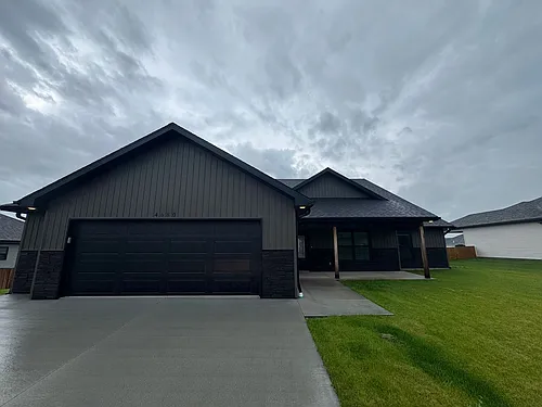 4680 Treaty Dr Photo 1