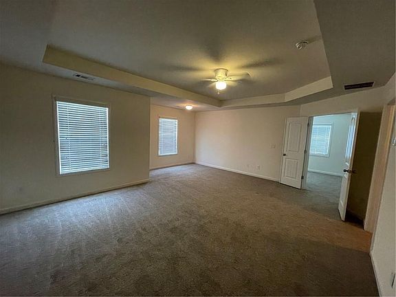 5th image of 441 Fern Bay Dr SW