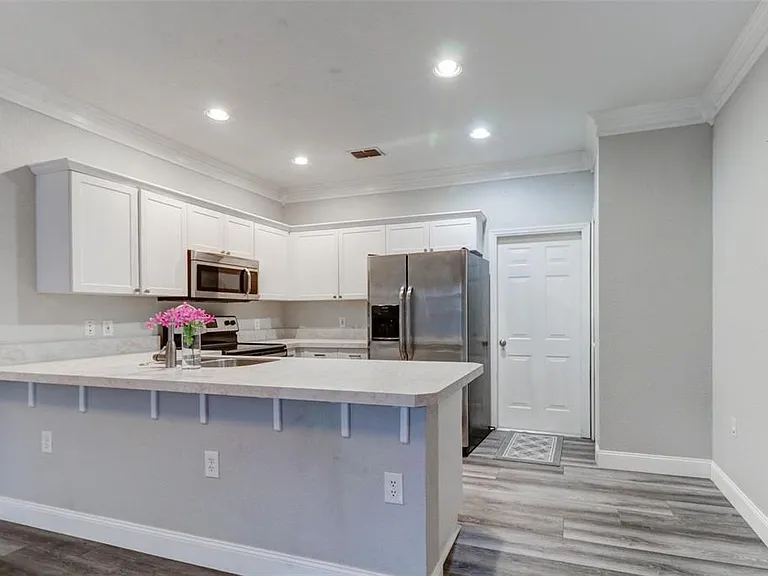 16305 Fairford Palms Ct — Photo 7