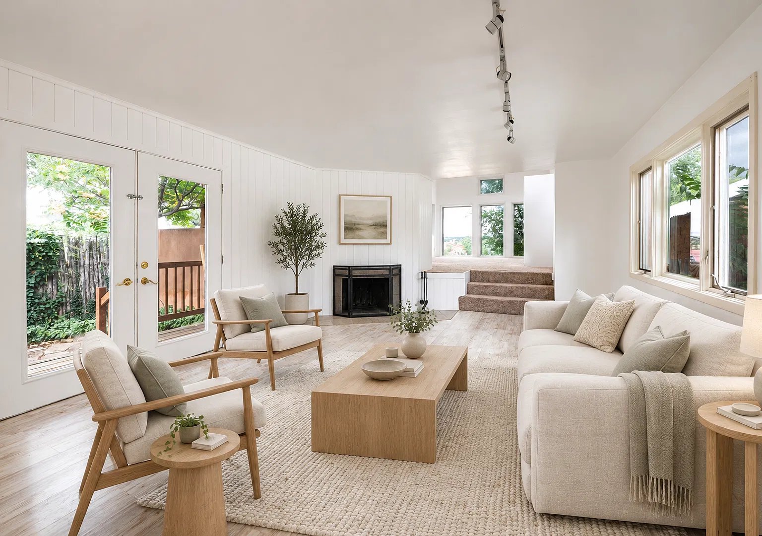 Sunlit One-Bedroom Gem — Photo 2