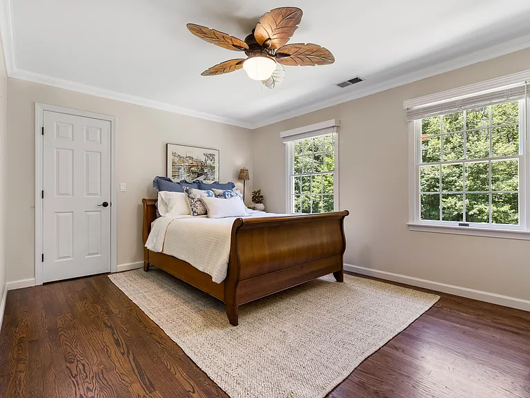 1 Boxwood Rd — Photo 36