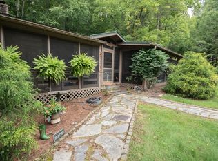 64 Cedar Wood Dr, Franklin, NC 28734