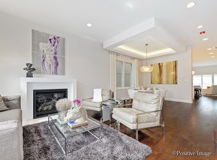 4601 W Addison St, Chicago, IL 60641