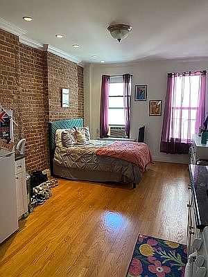2nd image of 247 E 62nd St #20