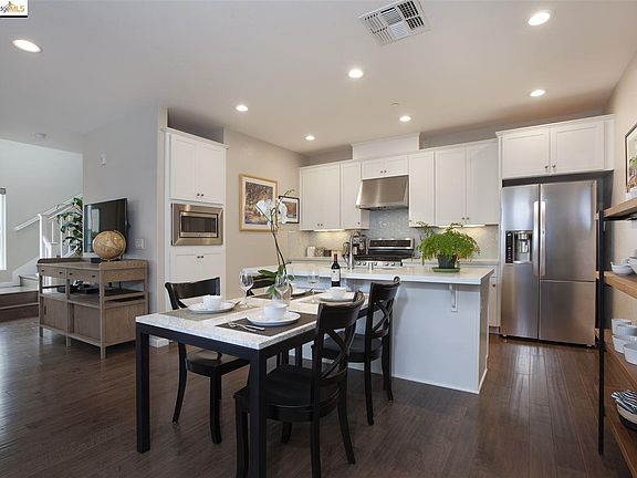 2nd image of 2059 Jubilee Dr