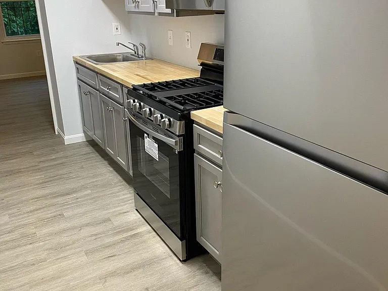46 Galveston Pl SW #C — Photo 10