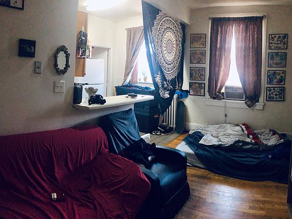 2nd image of 2618 Grove Ave APT 205
