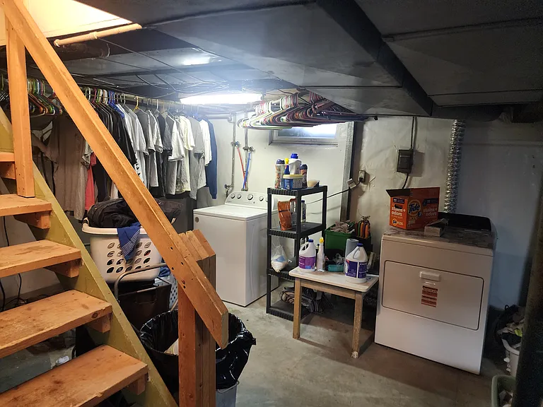 2308 N Janney Ave — Photo 12