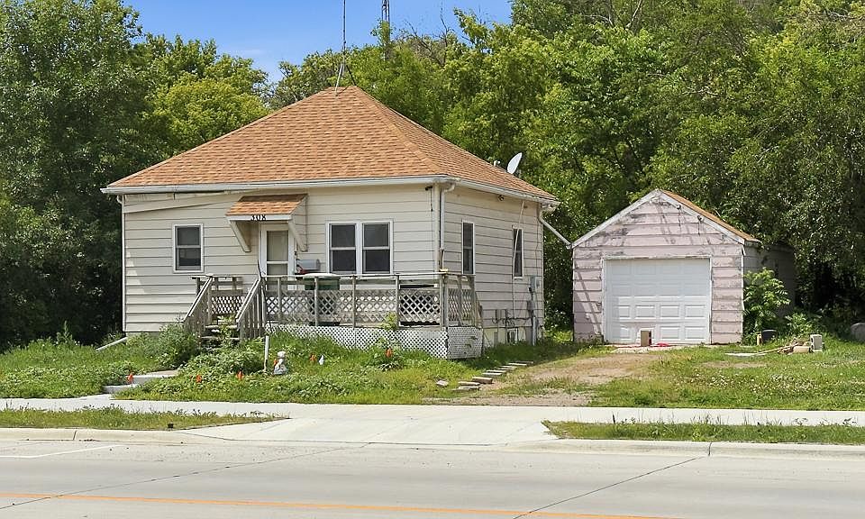 1st image of 308 W College Dr