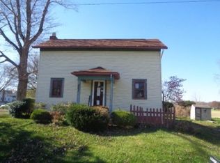 11050 Beloit Snodes Rd, North Benton, OH 44449