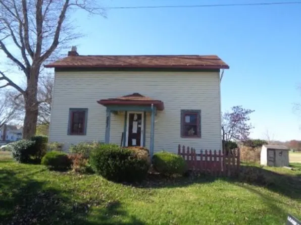11050 Beloit Snodes Rd, North Benton, OH 44449