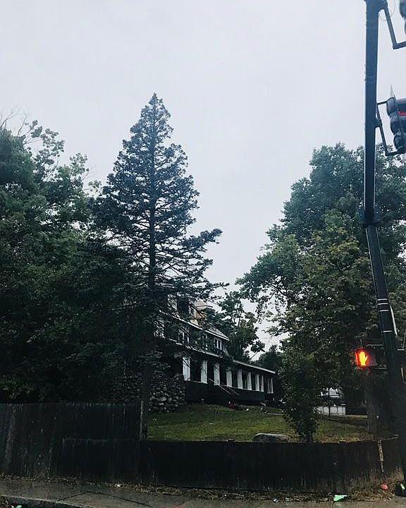 2nd image of 374 W Elm St