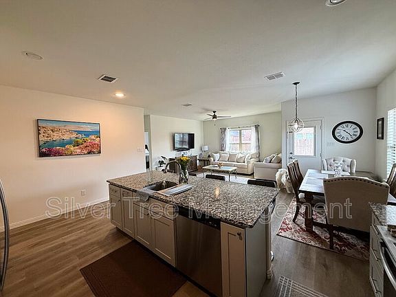 5th image of 357 Marble Creek Dr