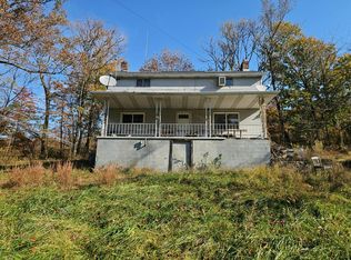 137 Piper Hollow Rd, Mount Braddock, PA 15465