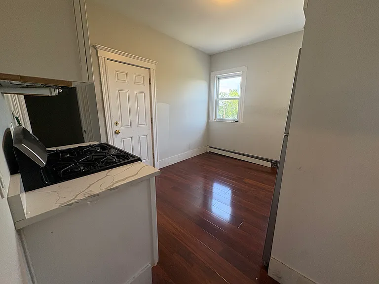 12 Redfield St #3 — Photo 6
