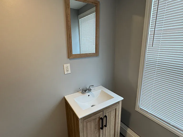 592 Front St #1 — Photo 29