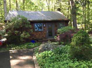 364 Woodbine Rd, Stamford, CT 06903