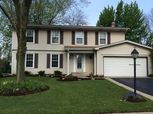 74 Fairfield Ln, Cary, IL 60013