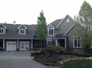 3315 Lake George Rd, Oakland, MI 48363