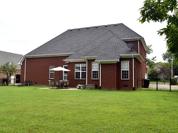 4th image of 1714 Satinwood Dr