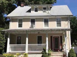 863 Hamilton St, Rahway, NJ 07065