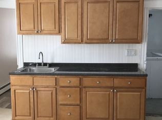 723 Bernon St APT 3, Woonsocket, RI 02895