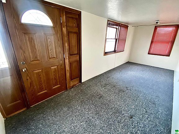 2nd image of 3302 5th Ave