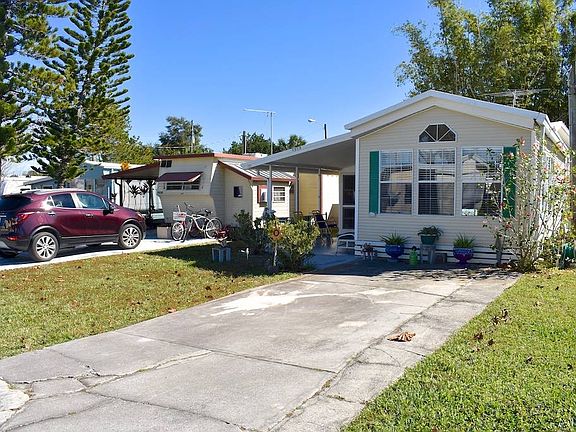 3rd image of 4699 Continental Dr Lot 289