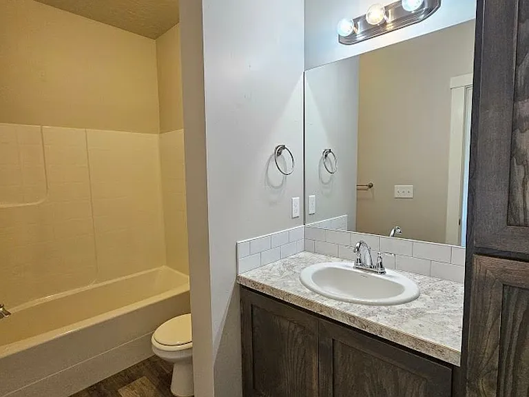 1011 Pirate Cove Dr — Photo 12