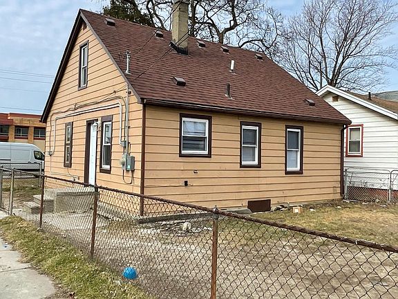 5th image of 22910 Mac Arthur Blvd