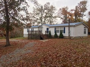 1152 Claysville Rd, Crossville, TN 38571
