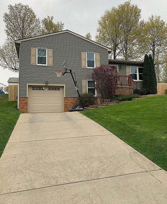 1st image of 208 McFadden St