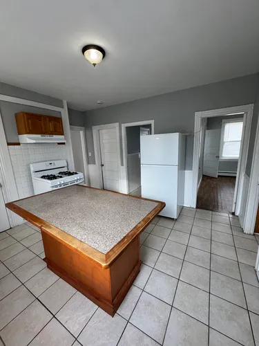 56 Whittier Ave Photo 1