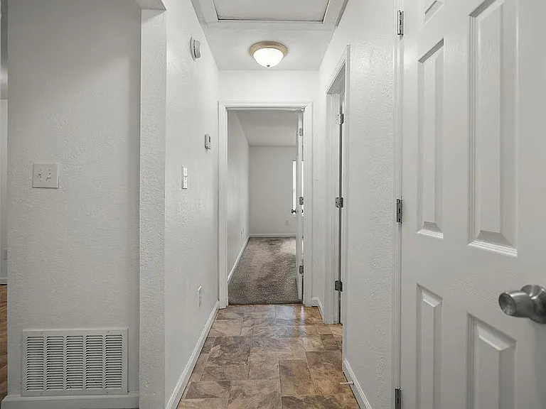802 Stetson Ave #804 — Photo 6