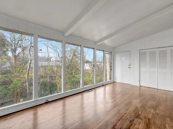 3808 Woodmont Ln, Nashville, TN 37215