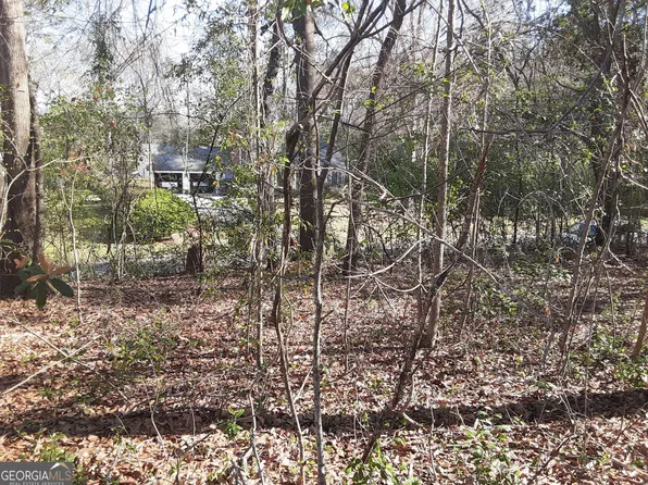 1376 Cambridge Dr, Perry, GA 31069